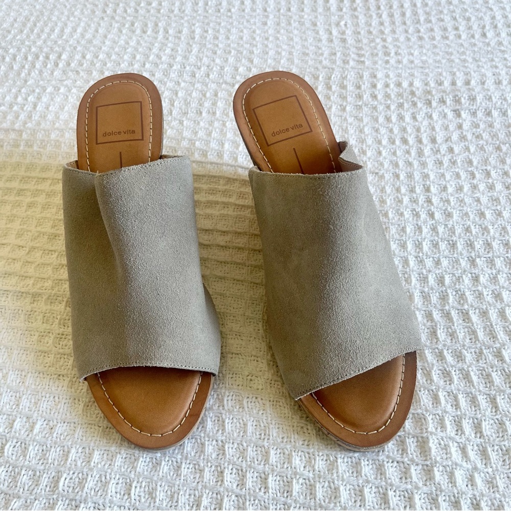 New dolce vita Wedges